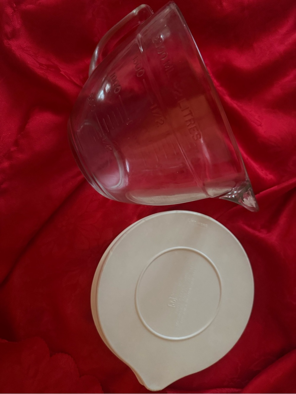 Anchor Hocking  m sure glass 2 liter with Embossed Anchor Logo